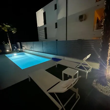Luxury Toma * نجيفيش